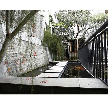 Kuldesak Villas Bandung Exterior photo