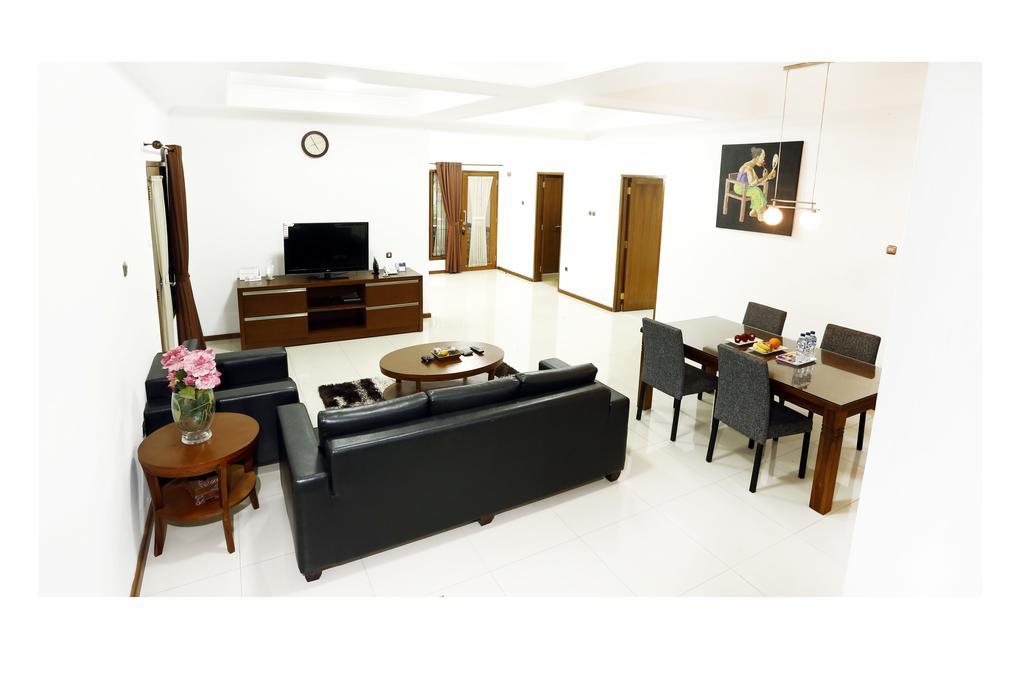 Kuldesak Villas Bandung Exterior photo